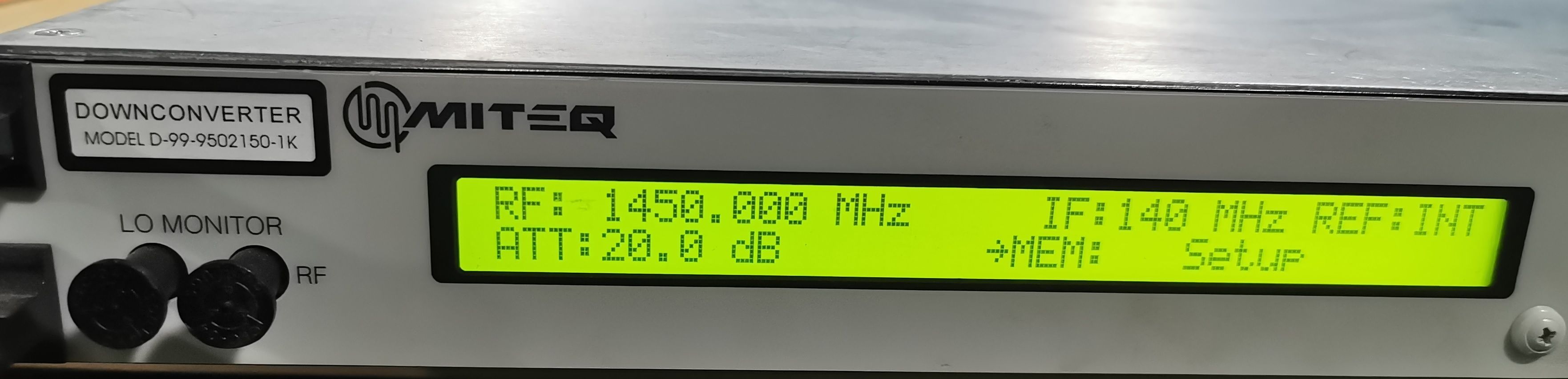 <b><font color='#FF0000'>美國MITEQ原裝L波段上變頻器及下變頻器樣機特價處理</font></b>
